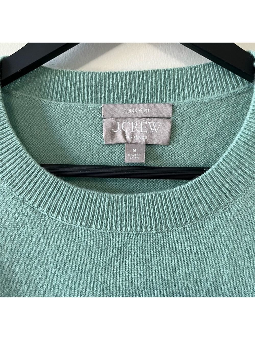 J. Crew Cashmere classic-fit crewneck sweater Size M - Picture 5 of 12